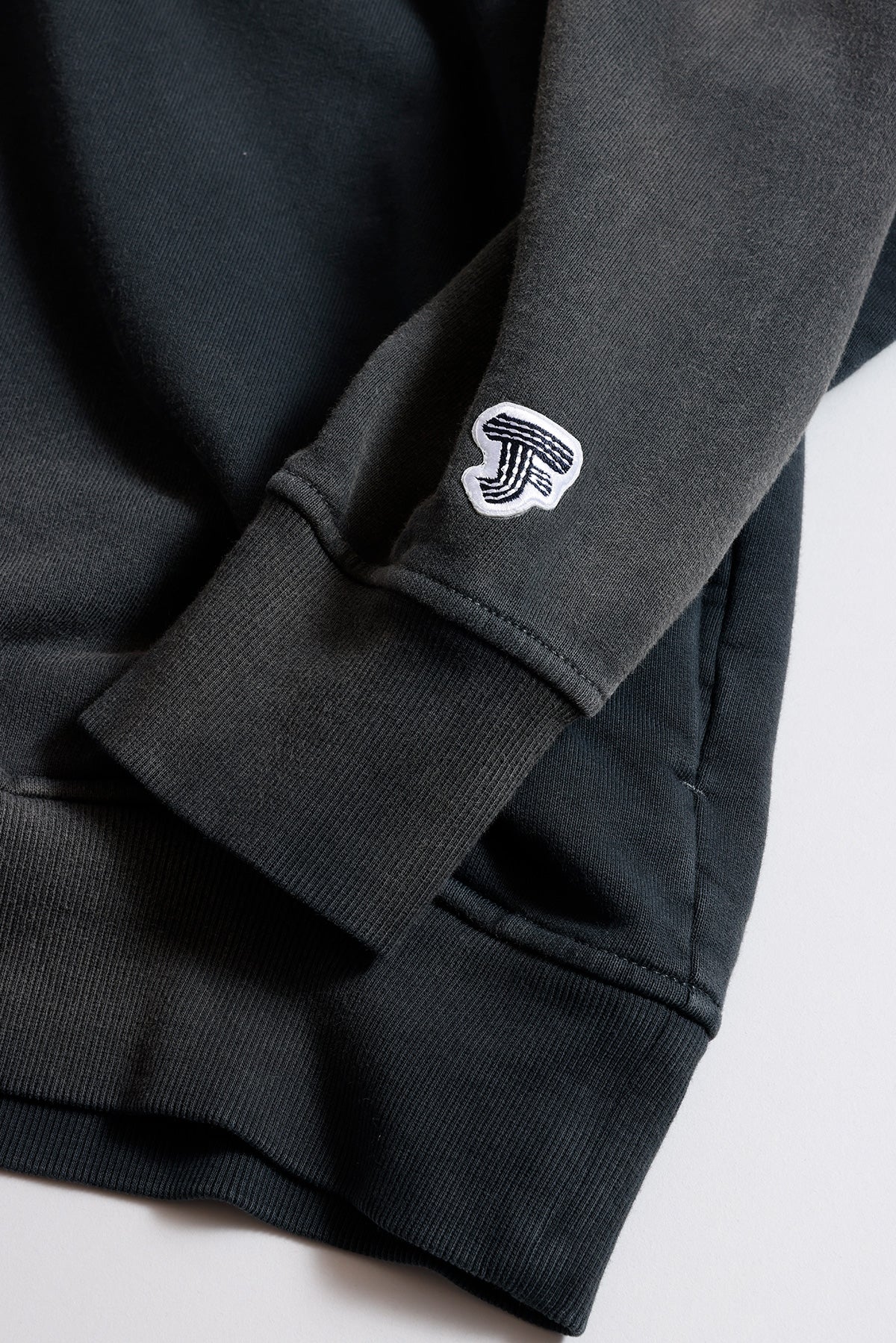 LOGO SWEAT HOODIE 3YR WASH