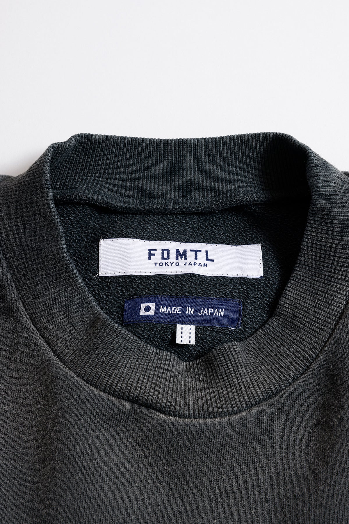 LOGO H/S SWEAT SHIRT 3YR WASH