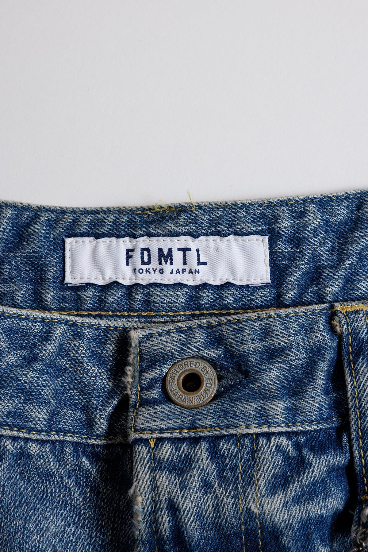 WIDE FIT DENIM CS136