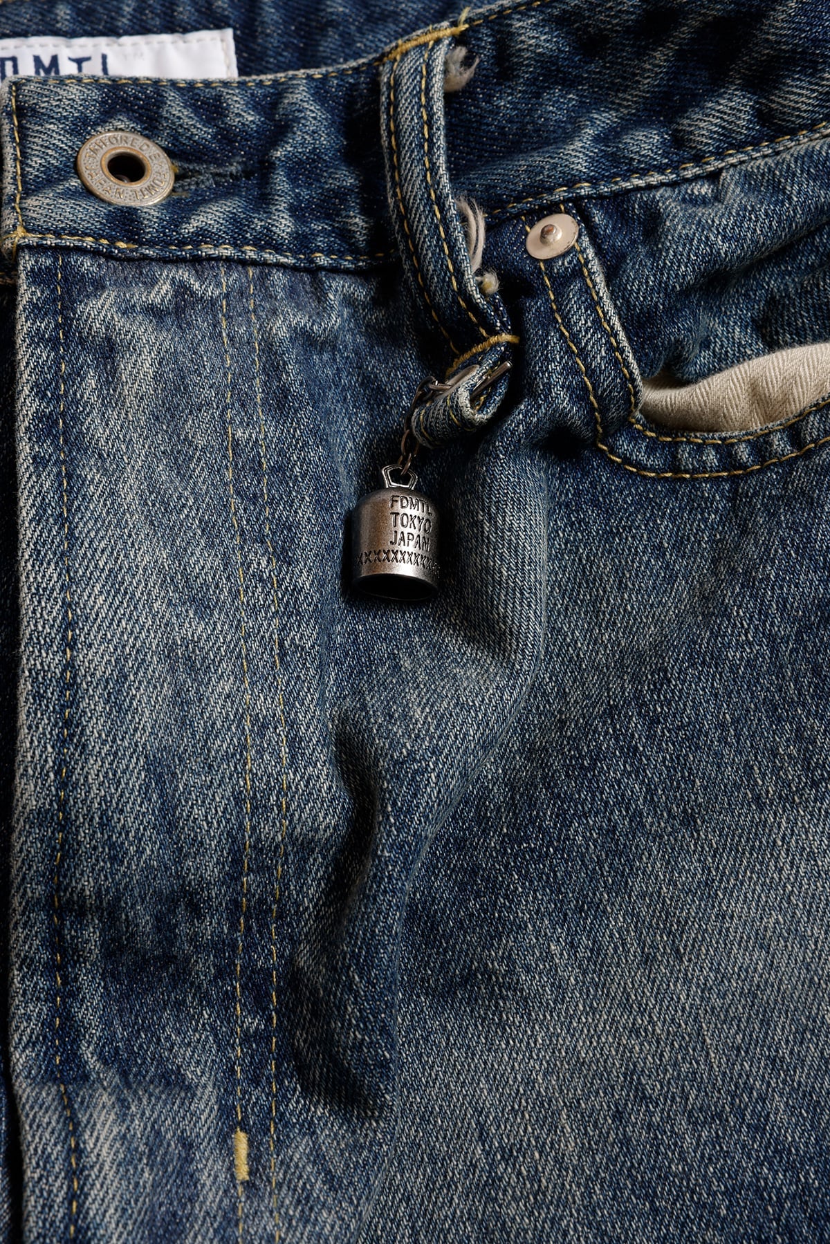 WIDE FIT DENIM CS137