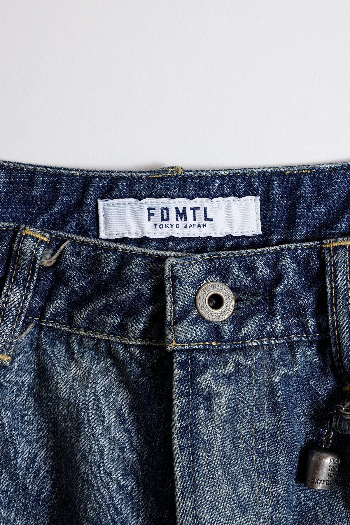 WIDE FIT DENIM CS137