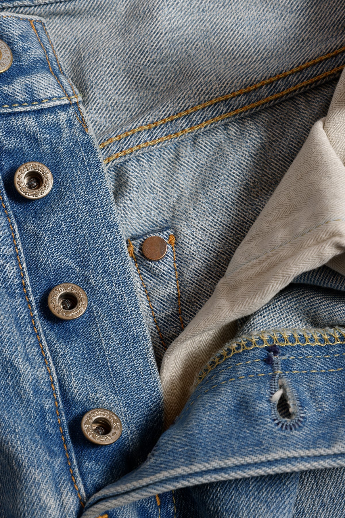 CLASSIC STRAIGHT DENIM CS135