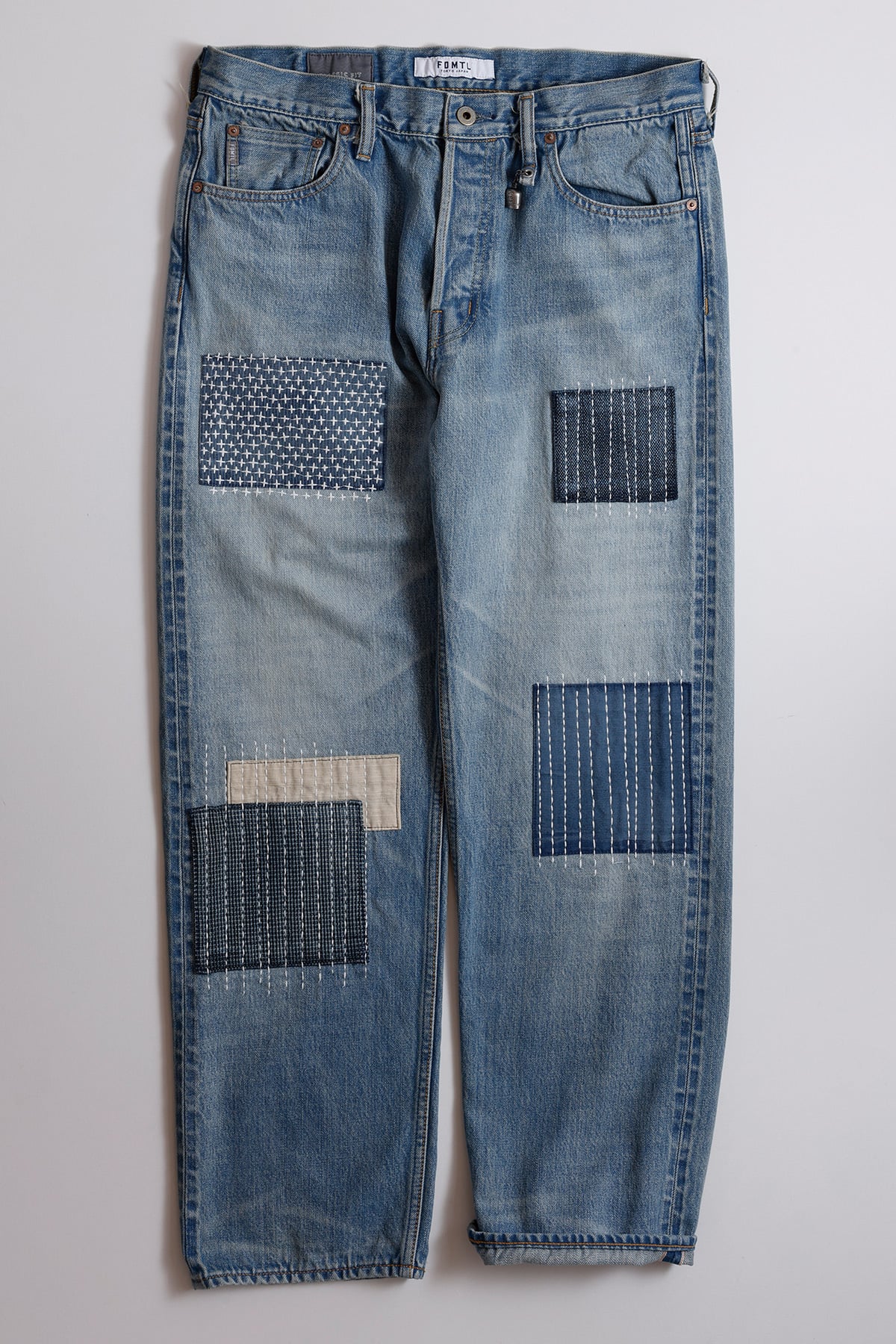 CLASSIC STRAIGHT DENIM CS135