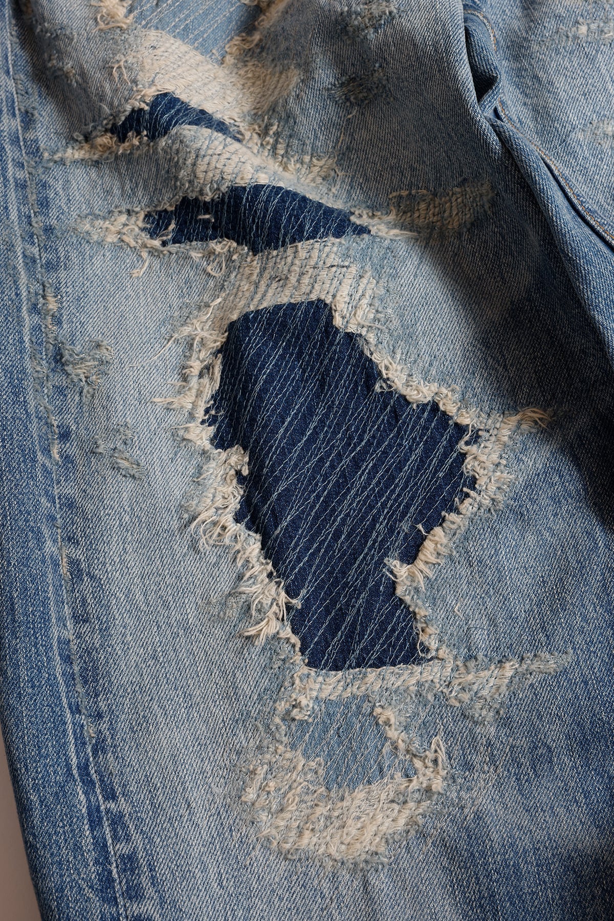 CLASSIC STRAIGHT DENIM CS136