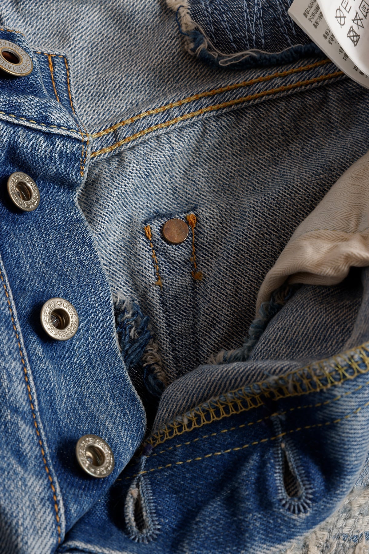 CLASSIC STRAIGHT DENIM CS136