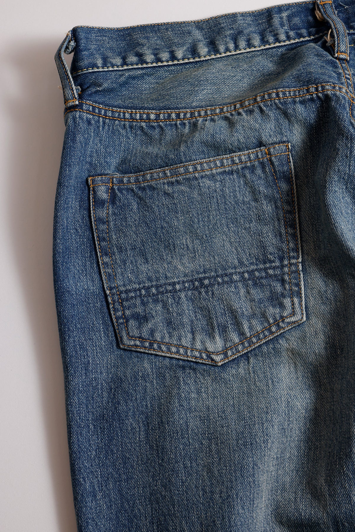 CLASSIC STRAIGHT DENIM CS137