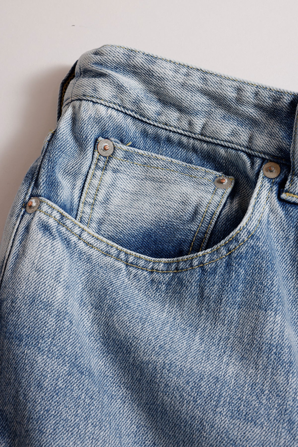 SIDE BUTTON DENIM PANTS 3YR WASH