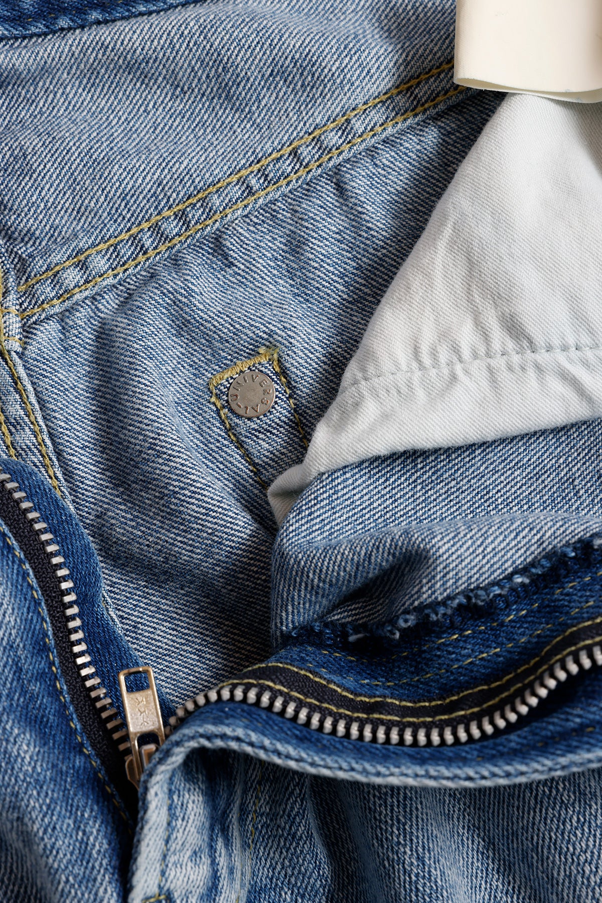 SIDE BUTTON DENIM PANTS 3YR WASH