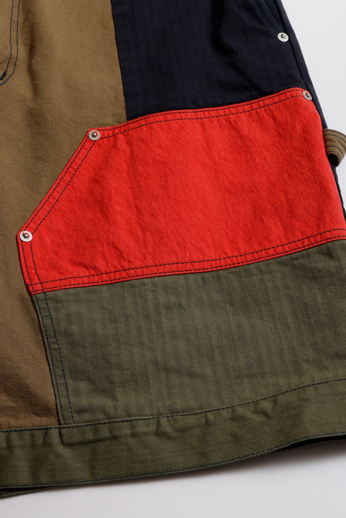 PATCHWORK DOUBLE KNEE SHORTS RINSE