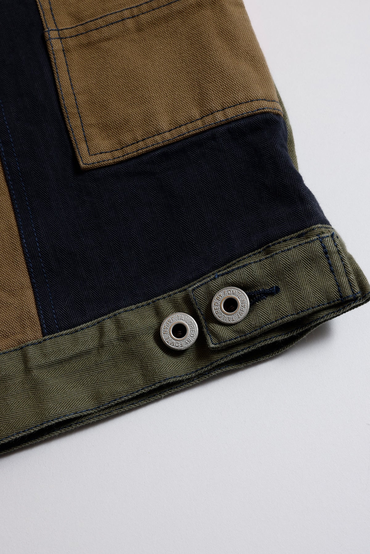 PATCHWORK DOUBLE KNEE SHORTS RINSE