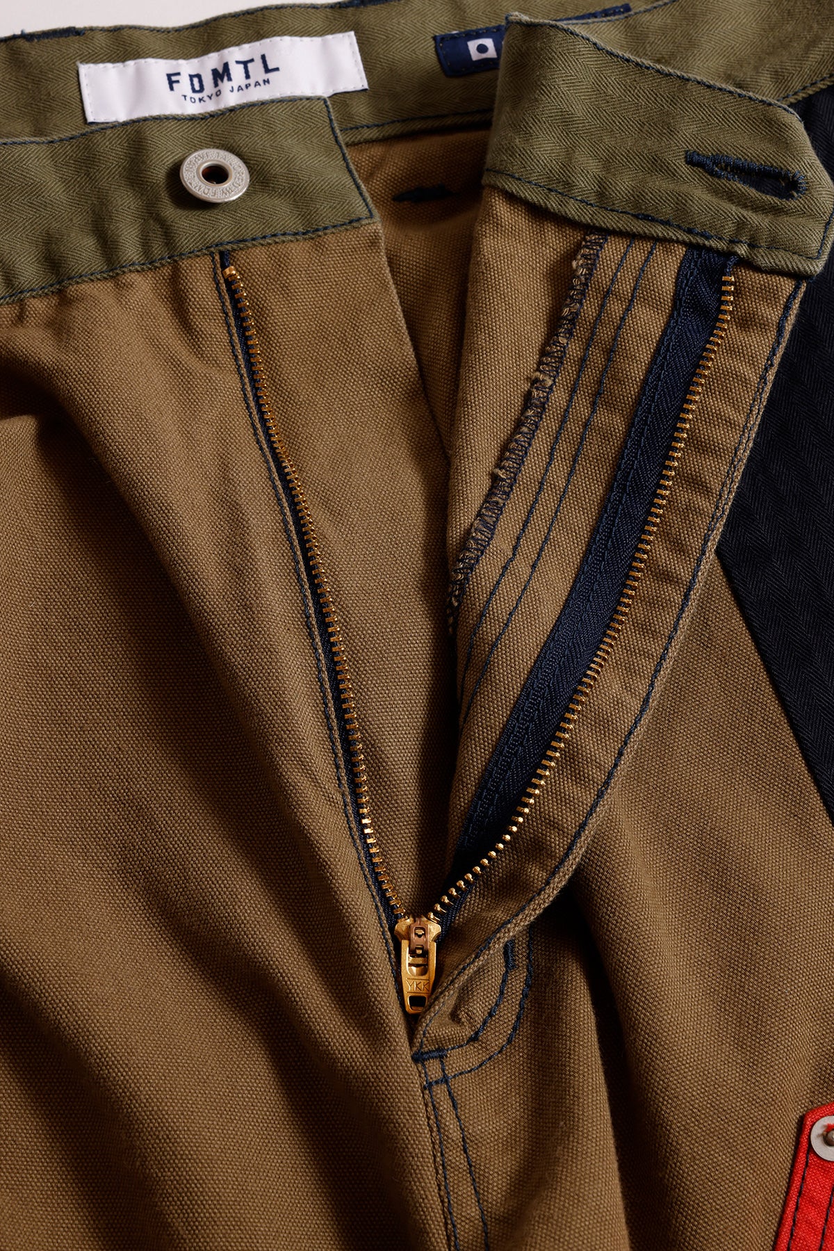 PATCHWORK DOUBLE KNEE SHORTS RINSE