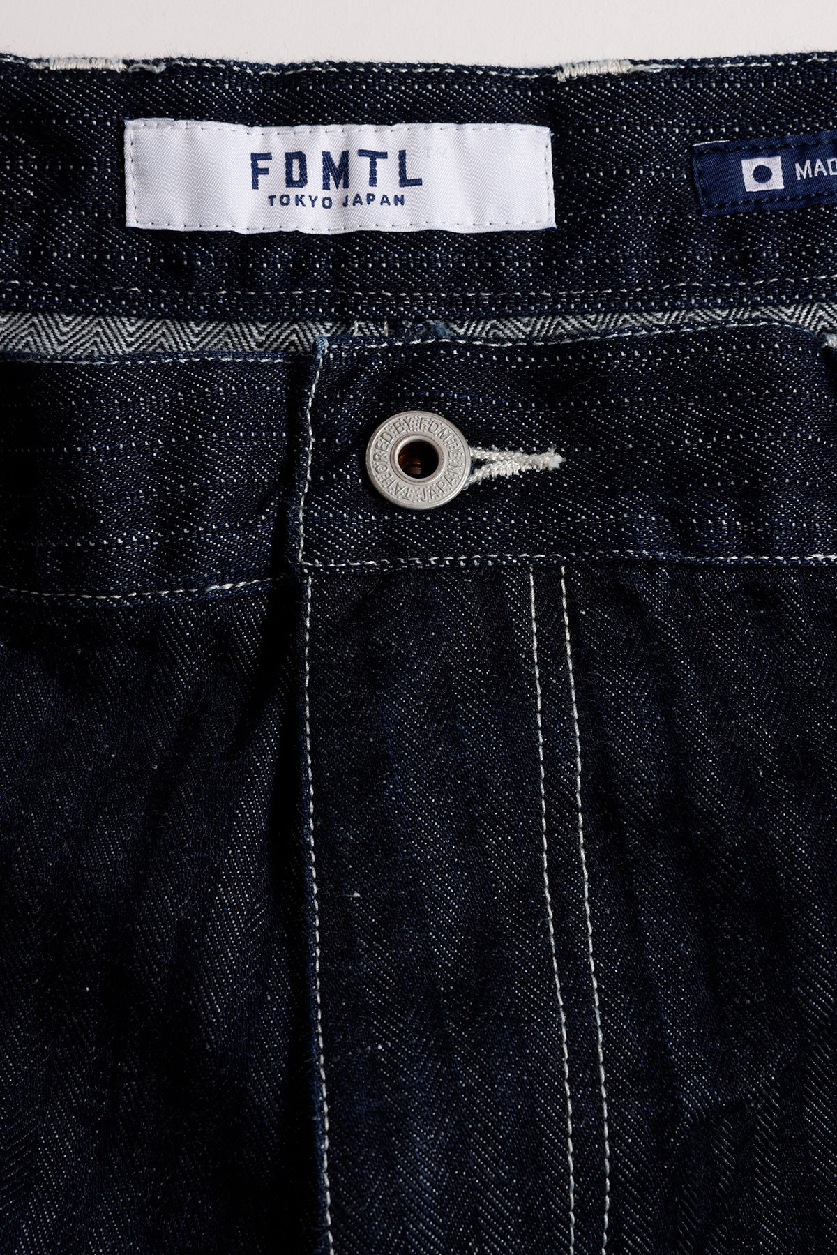 PATCHWORK DOUBLE KNEE SHORTS RINSE