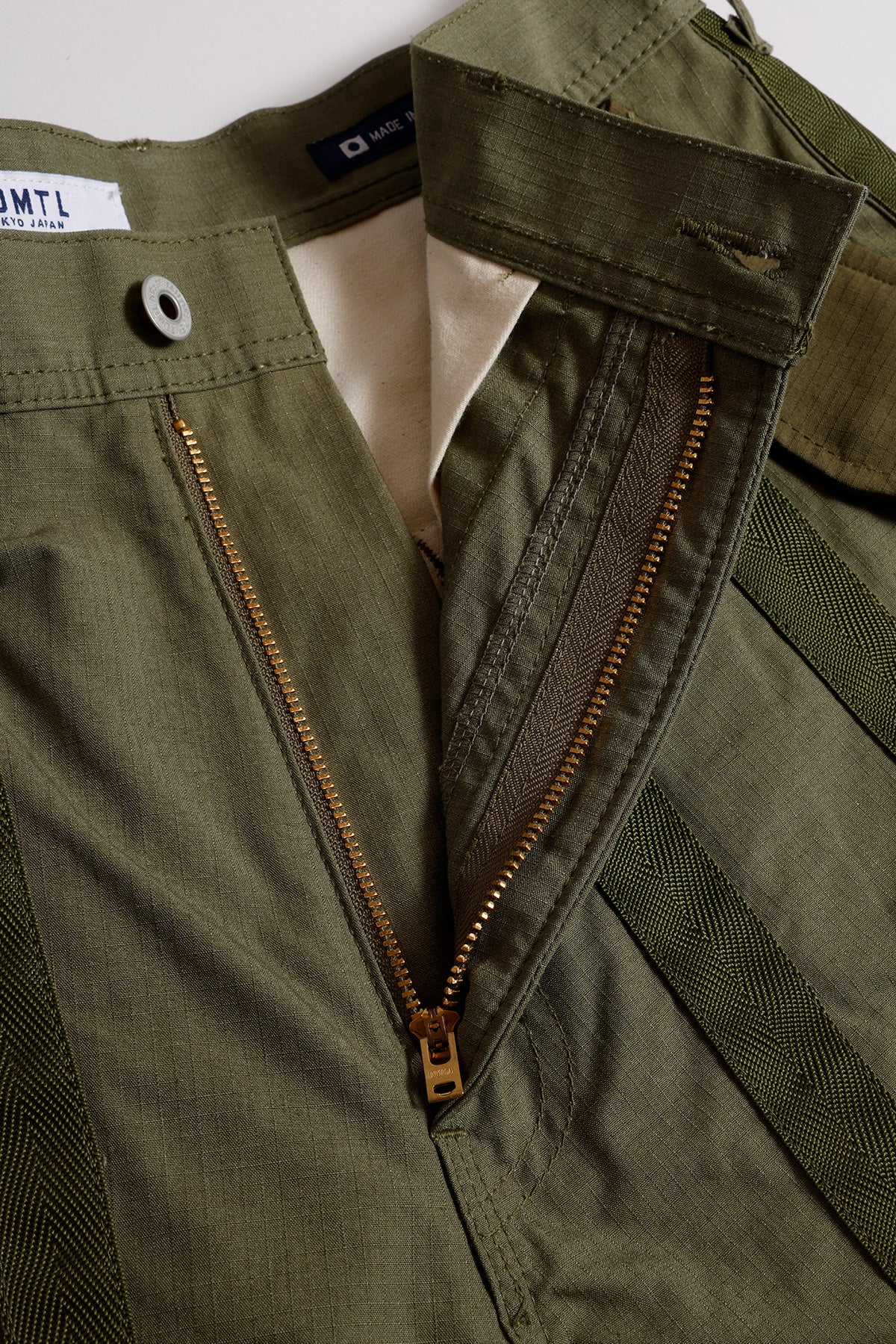 HAKAMA TAPE KNEE PANTS