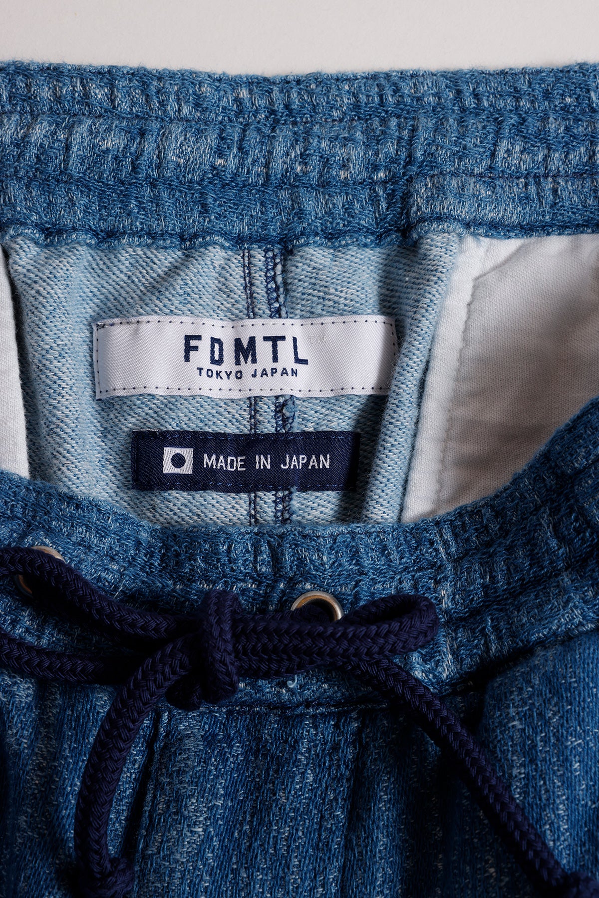 BORO SIDE BUTTON KNEE PANTS 3YR WASH