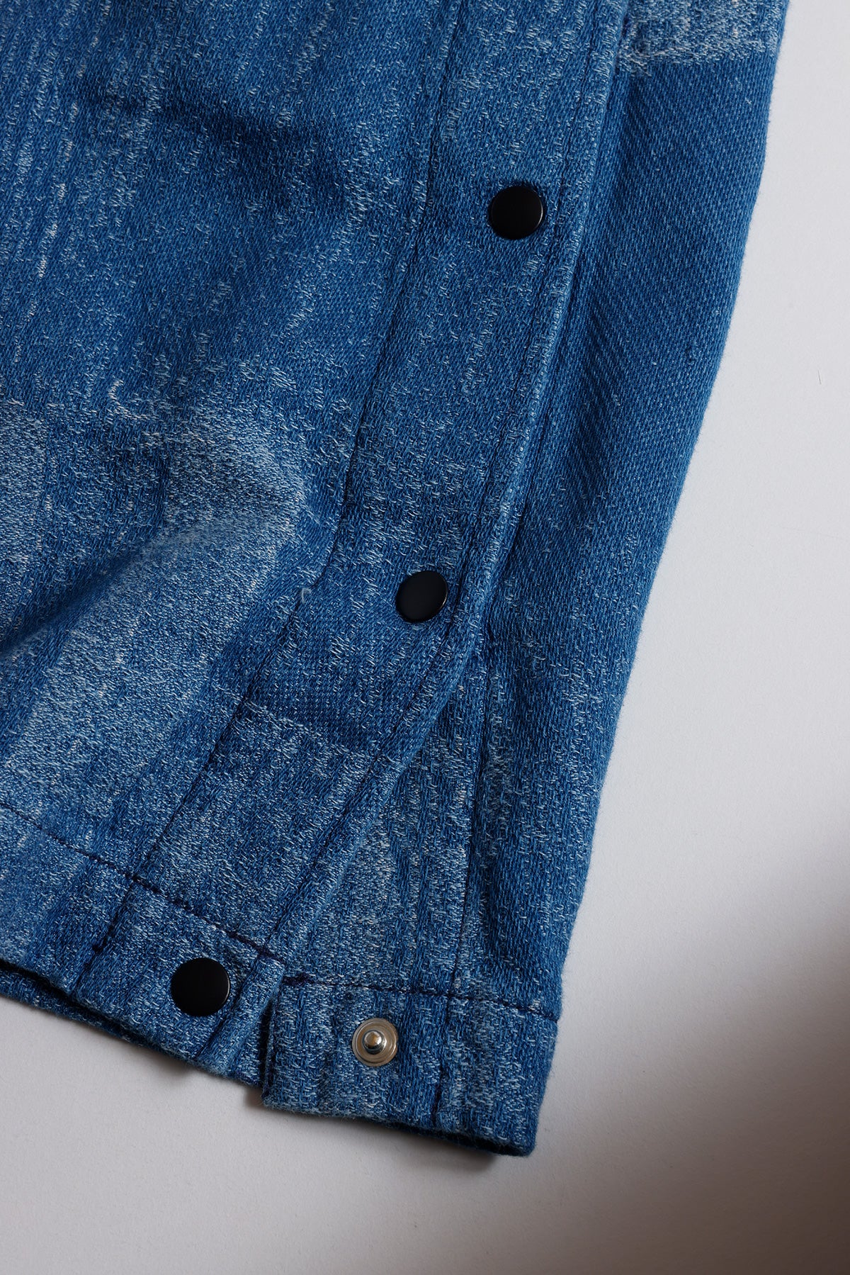 BORO SIDE BUTTON KNEE PANTS 3YR WASH