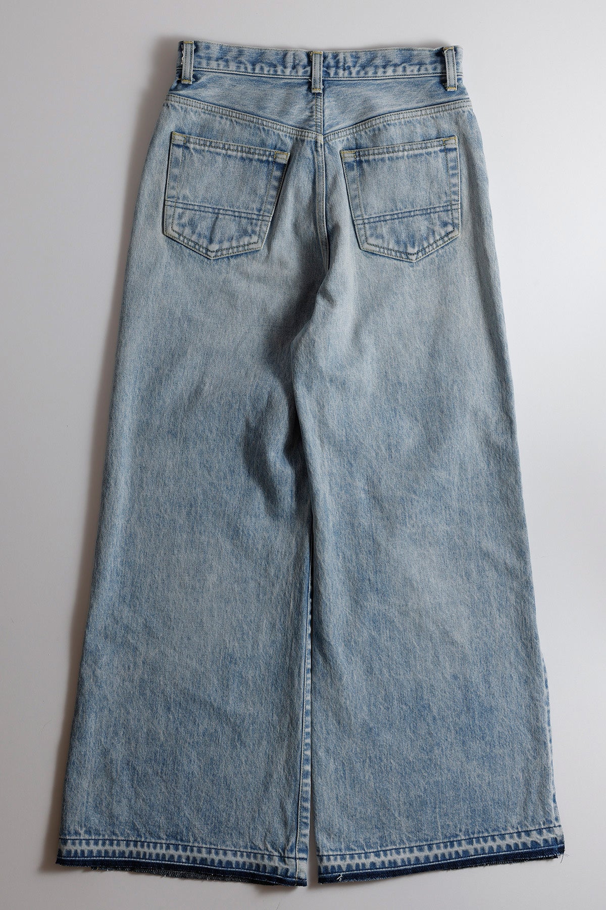 <WOMENS FIT> FLARE DENIM LIGHT WASH