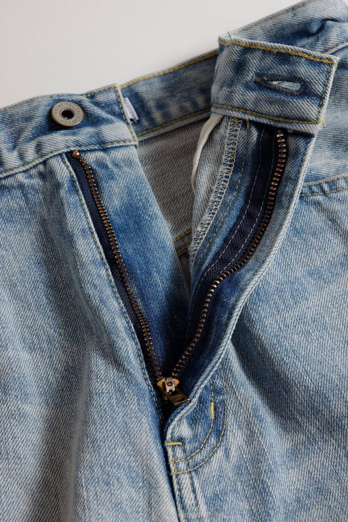 <WOMENS FIT> FLARE DENIM LIGHT WASH